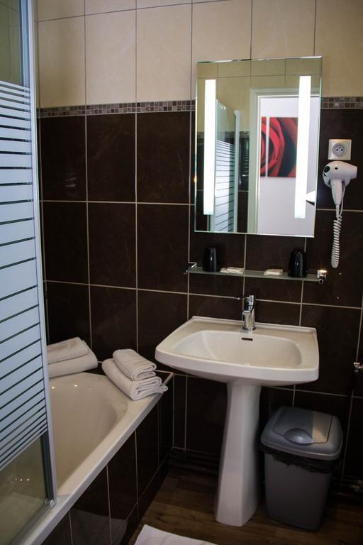 Hotel Memorial Saint-Quentin  Quarto foto