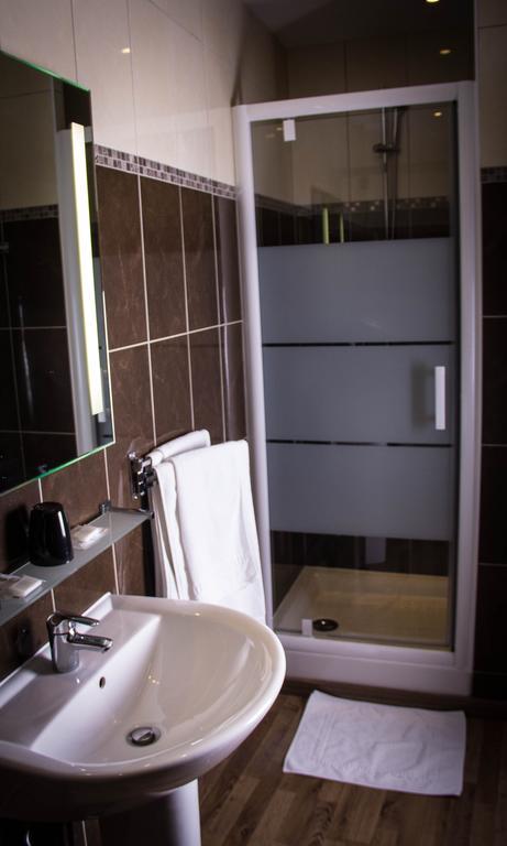 Hotel Memorial Saint-Quentin  Quarto foto